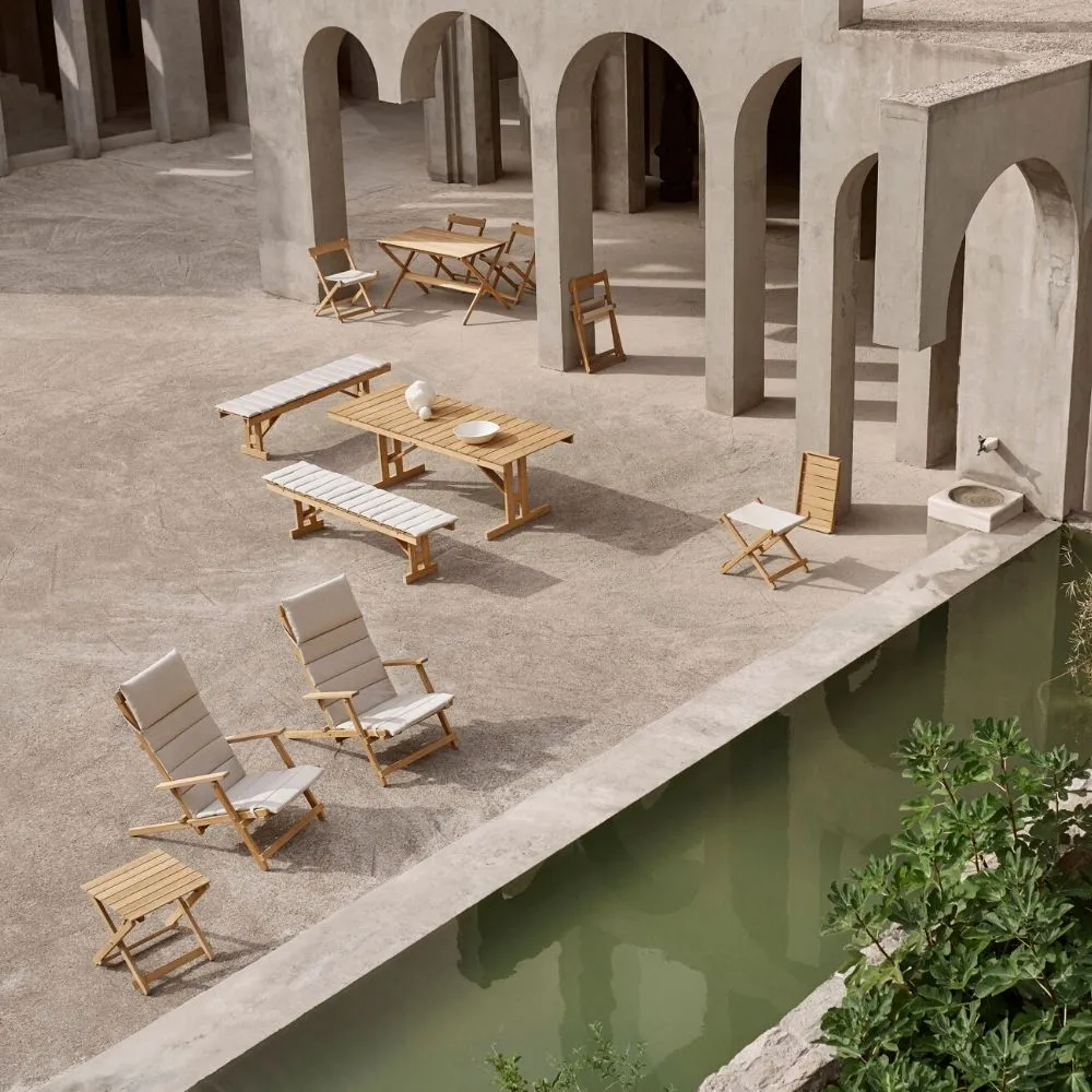 Carl Hansen & Son BM1771 Outdoor Table