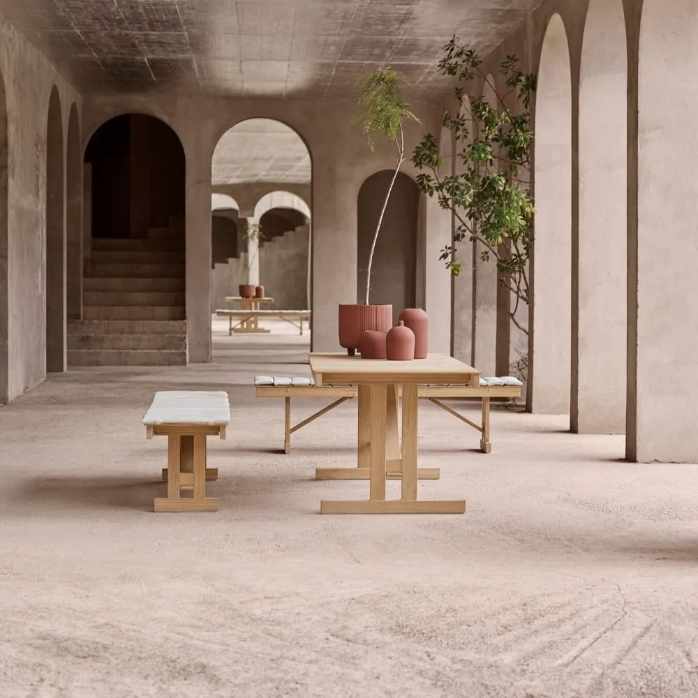 Carl Hansen & Son BM1771 Outdoor Table
