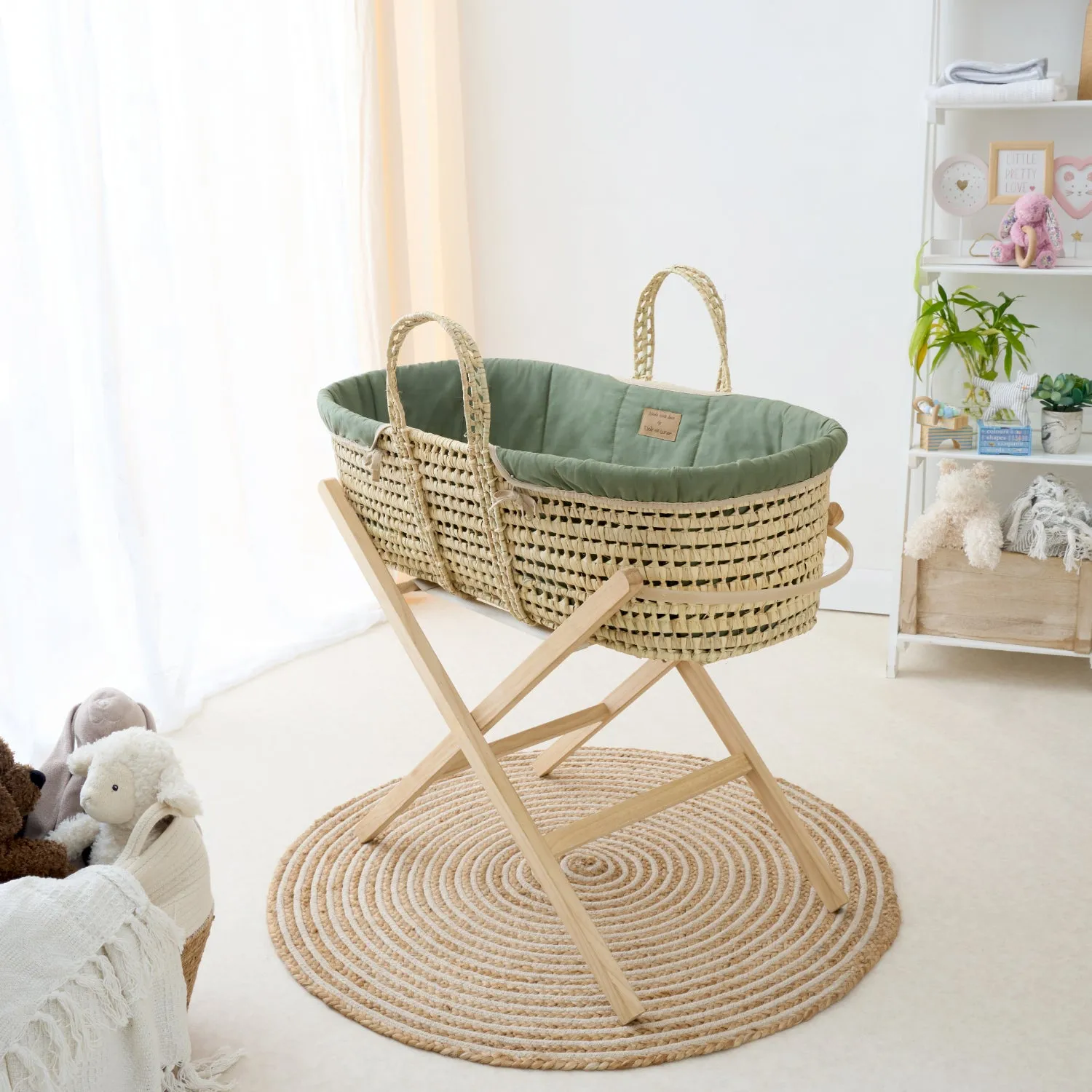 Clair-de-lune Organic Palm Moses Basket Forest Green
