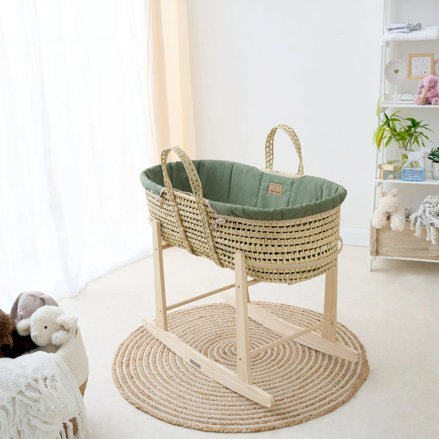 Clair-de-lune Organic Palm Moses Basket Forest Green