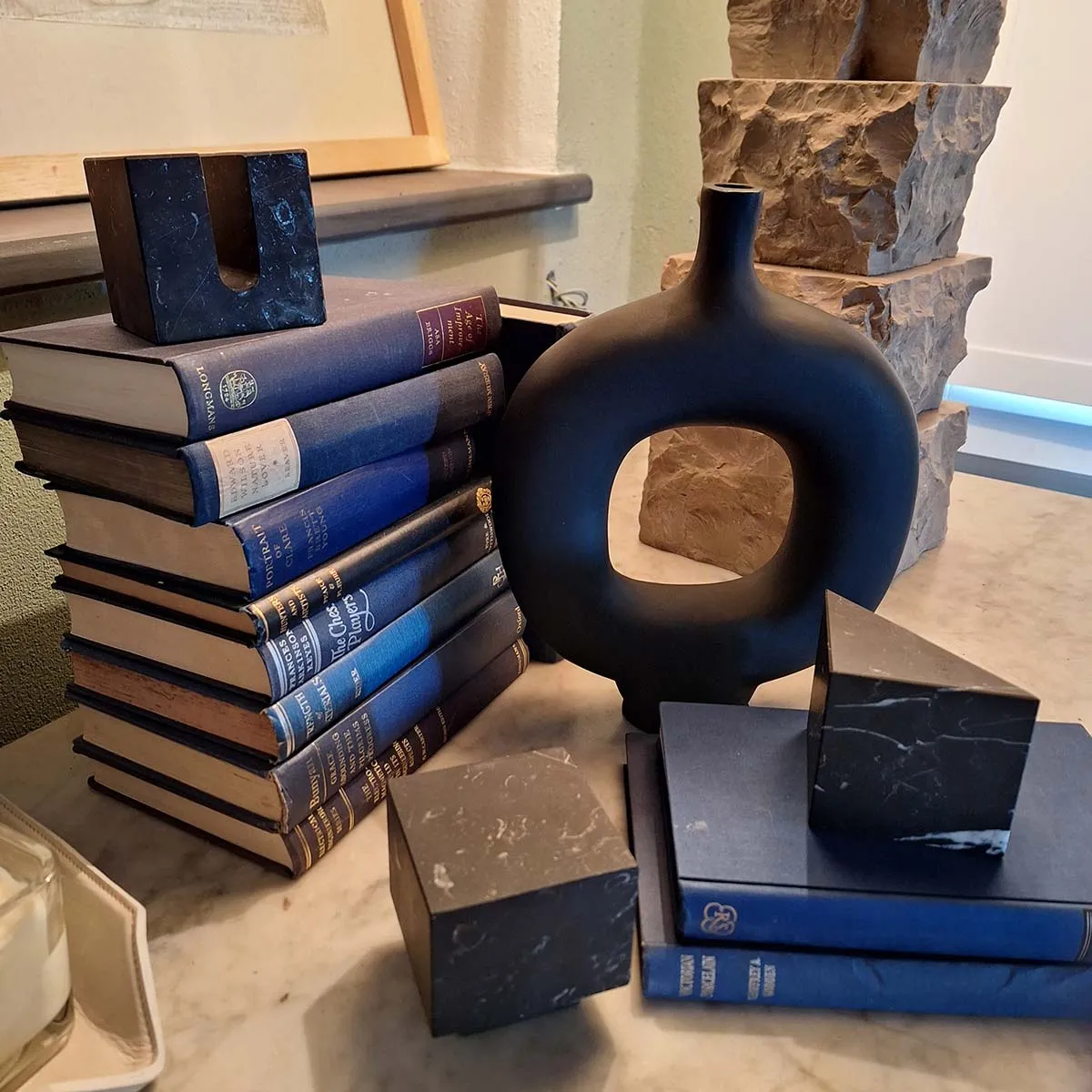 Marble Architecture - Marble book holders
