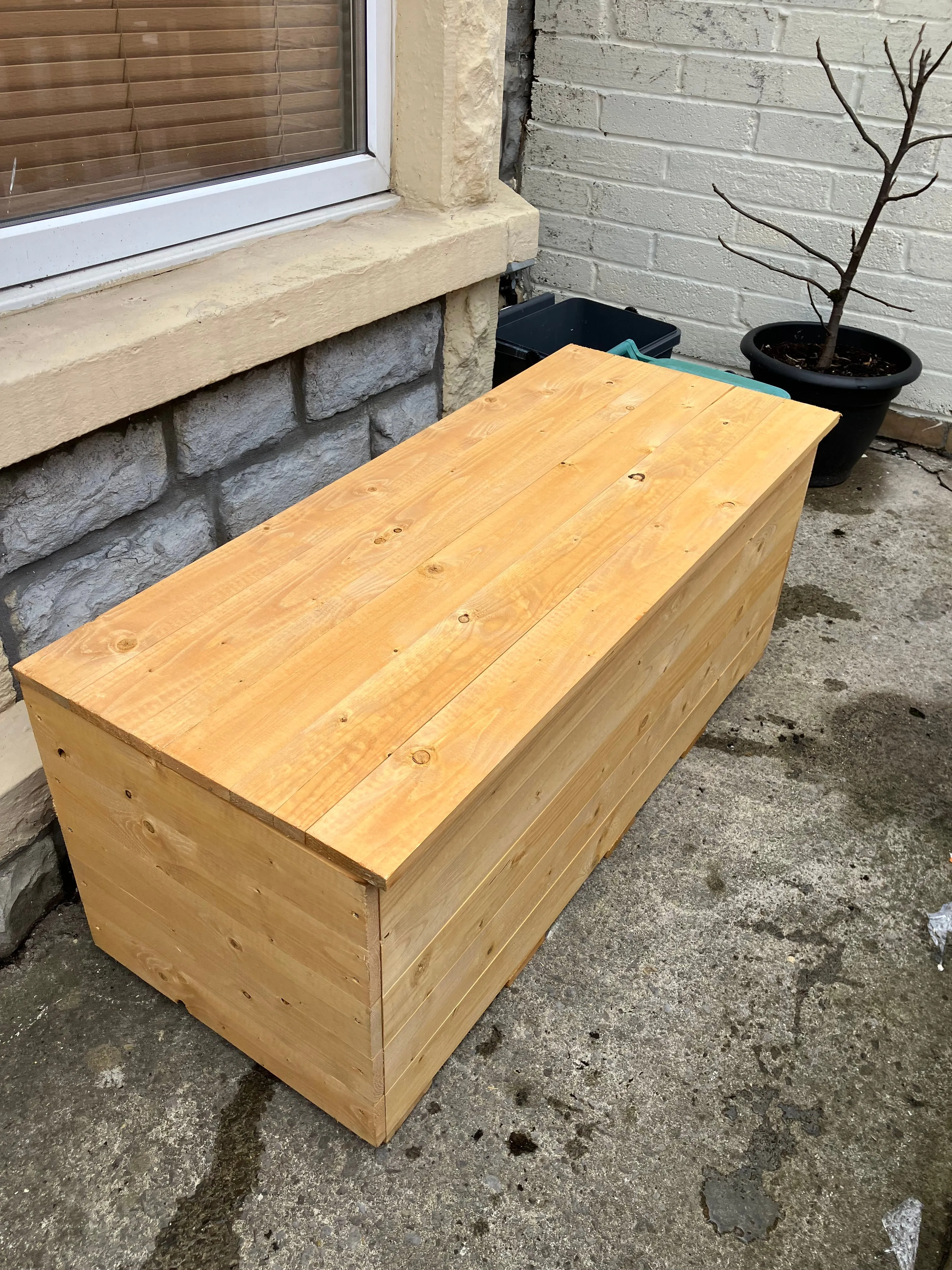 Recycling Bench to hold Cardiff Recycling bags