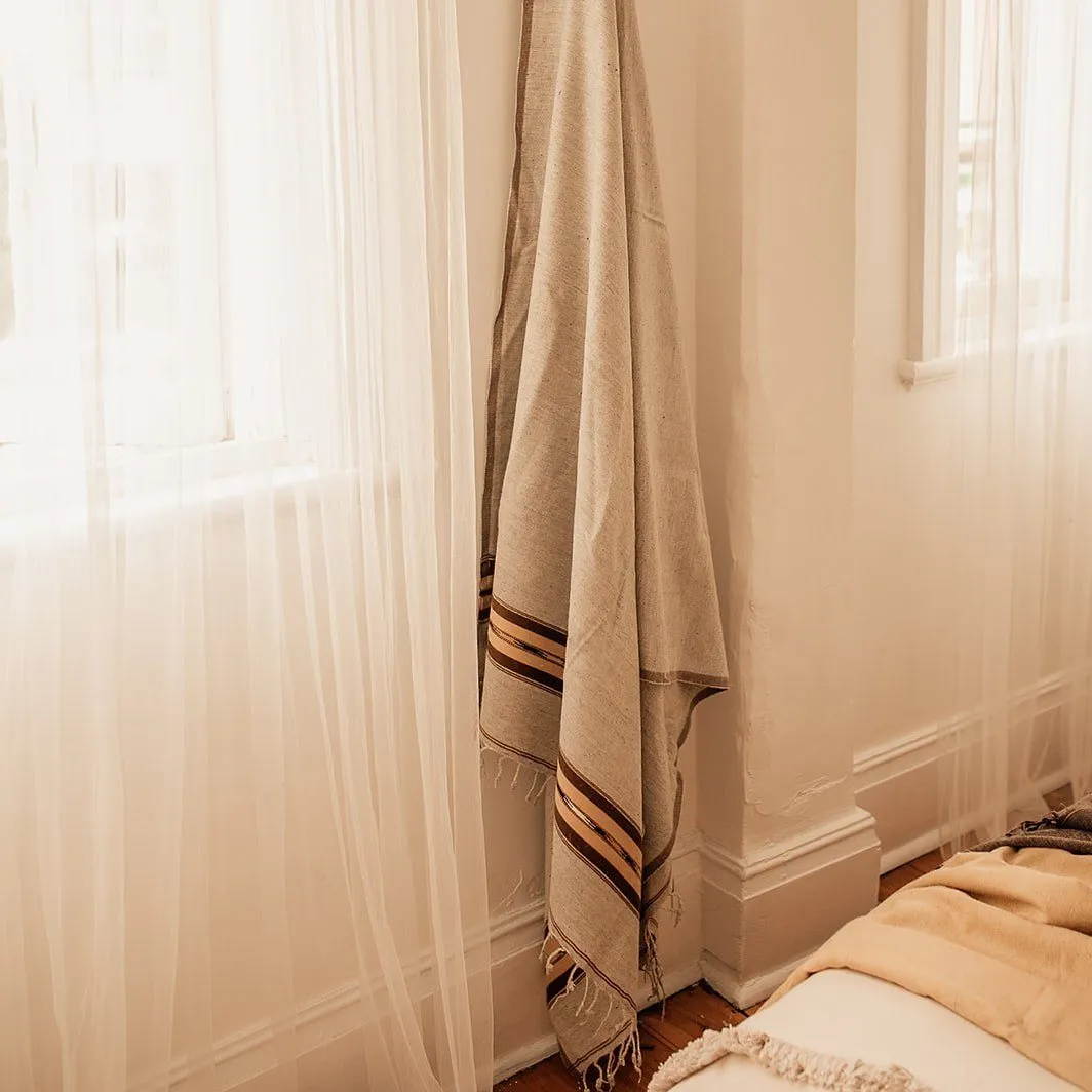 Woollen Kashmiri Throw - Light Grey